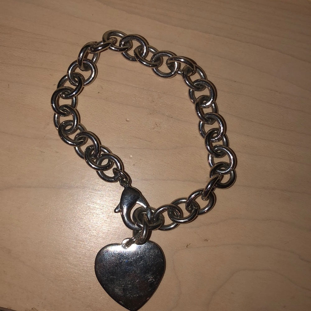Lia Sophia heart bracelet
